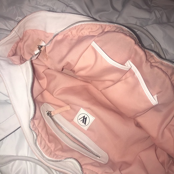 Bel Air Palms Tote - Picture 5 of 5